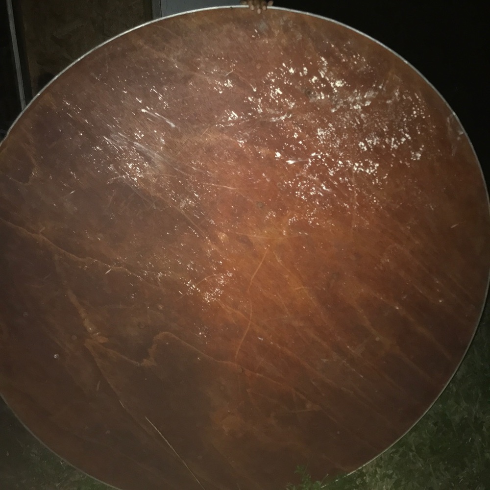 8inch round table can fit 10